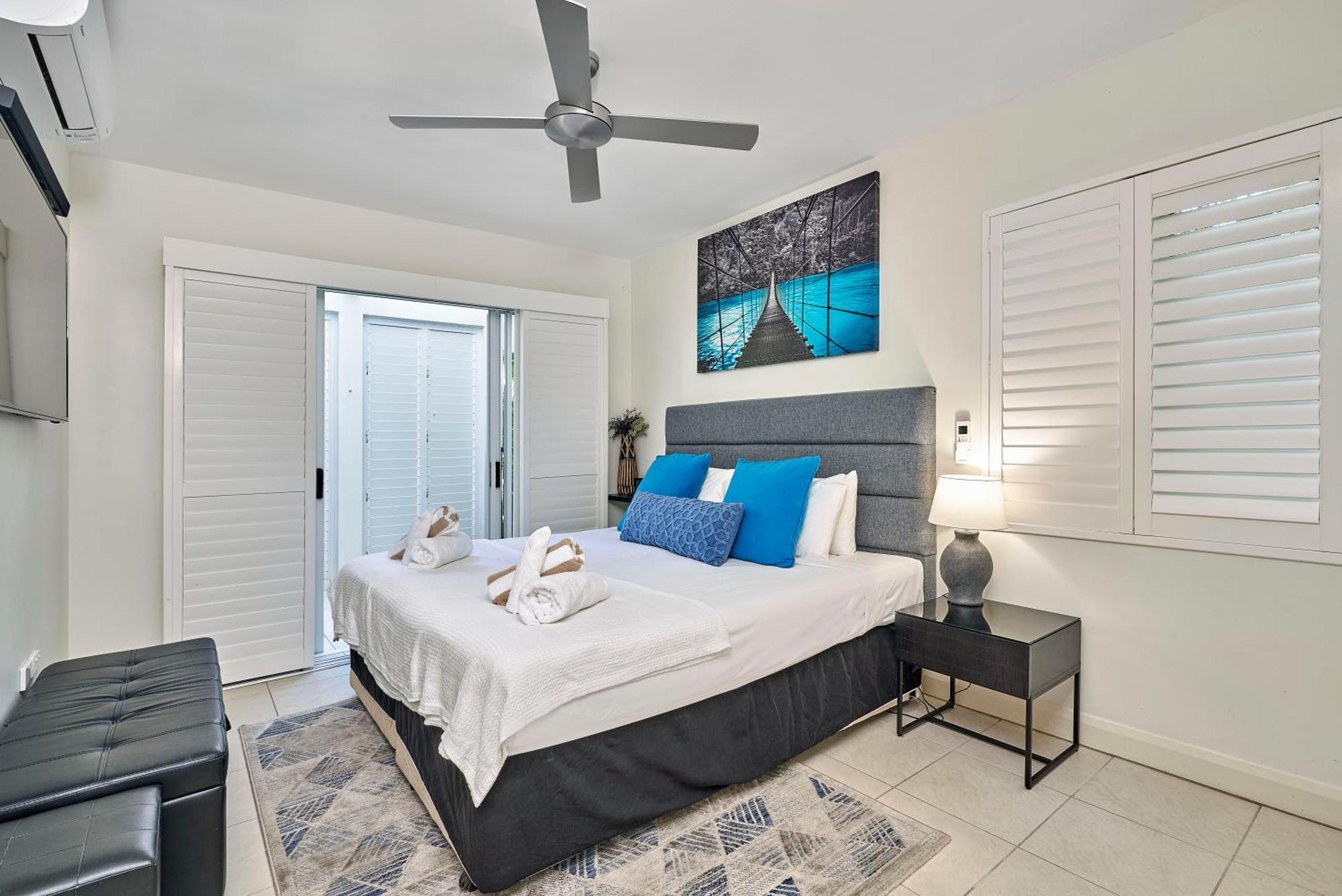 Beach Club Private Apartments Palm Cove Habitación foto