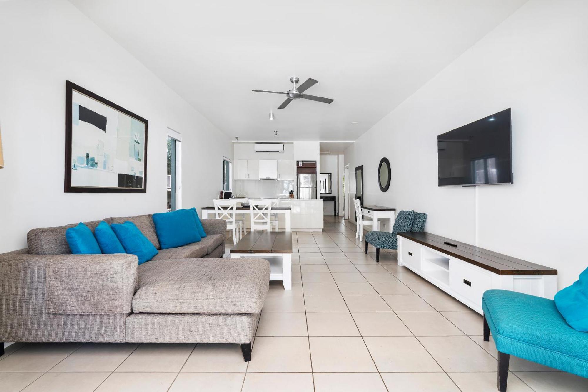 Beach Club Private Apartments Palm Cove Habitación foto