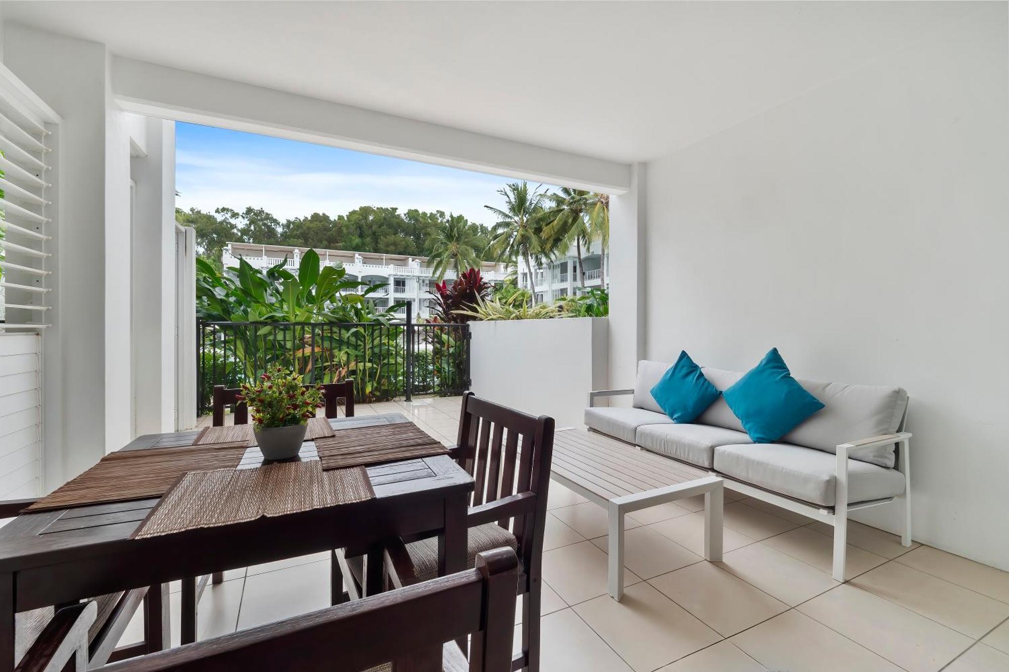 Beach Club Private Apartments Palm Cove Habitación foto
