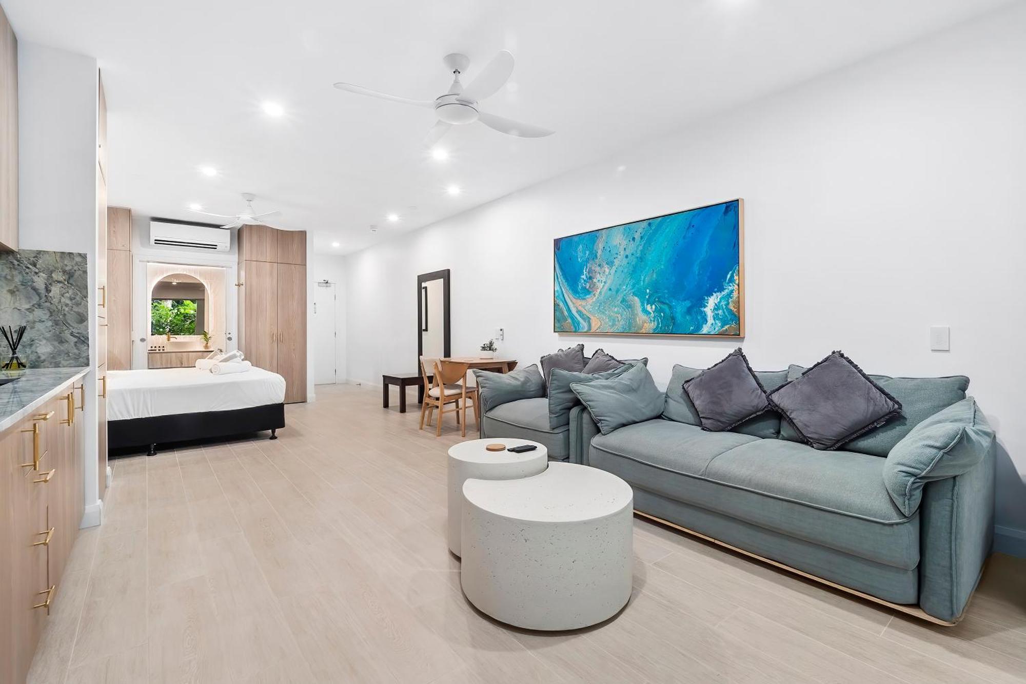 Beach Club Private Apartments Palm Cove Habitación foto